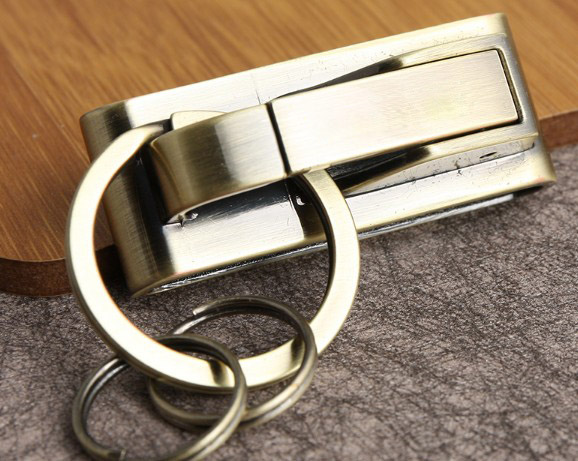 Men's belt style zinc alloy keychain