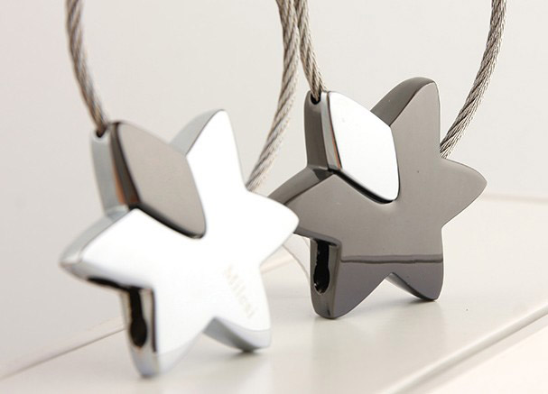 Zinc alloy stars keychain