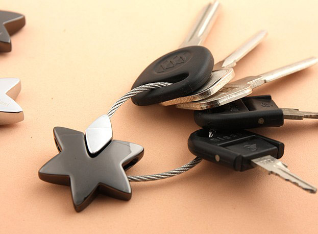 Zinc alloy stars keychain