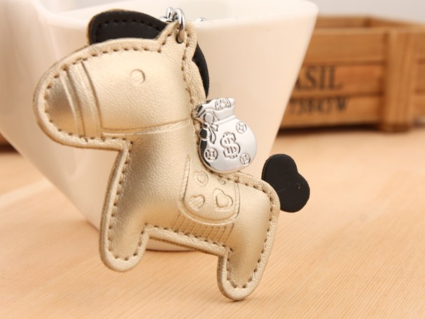 Horseback money bag leather keychain