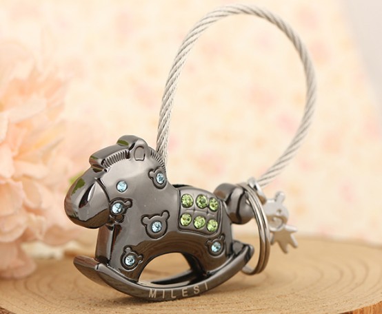 Children's wooden horse keychain