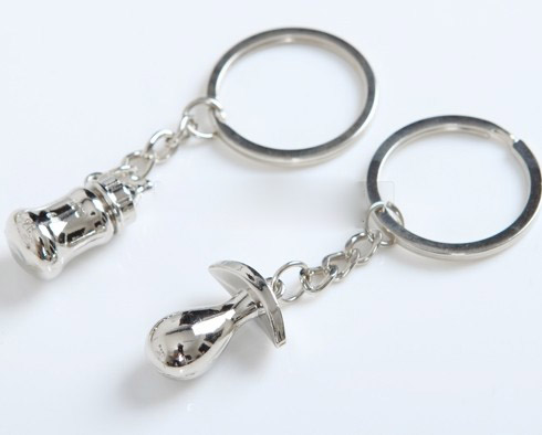 Personalized feeding bottle keychain