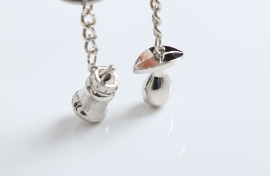 Personalized feeding bottle keychain