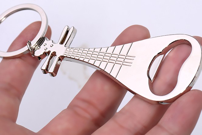 Pipa bottle opener alloy keychain
