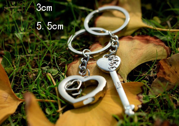 arrow through heart couple keychains