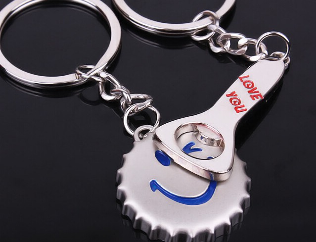 Cartoon smiling face bottle caps couple keychains
