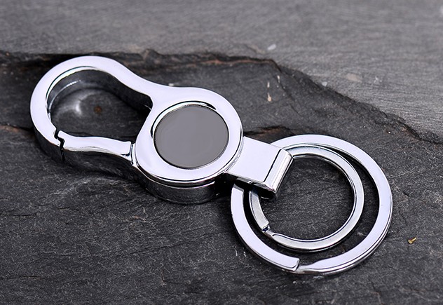 Classic alloy keychain