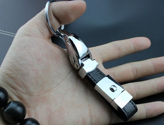 Eagle head keychain