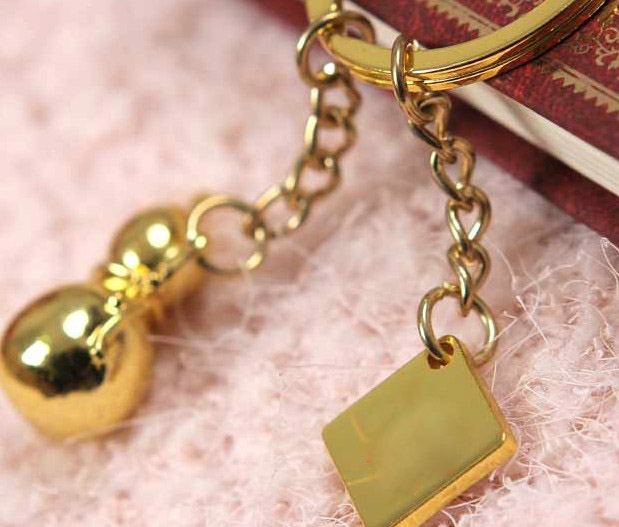 Golden luck gourd keychain