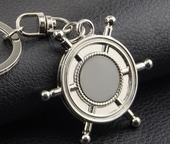 Rudder wheel keychain