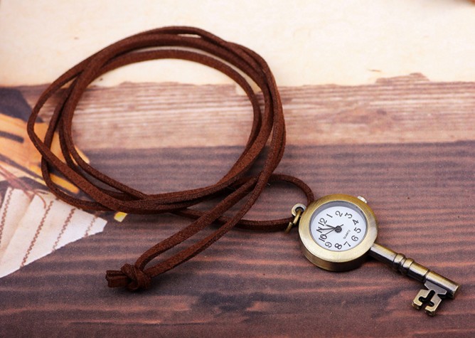 Vintage key type watches Keychain