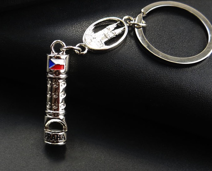 Whistle alloy keychain