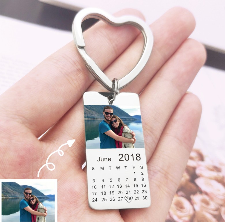 Rectangular photo calendar keychain