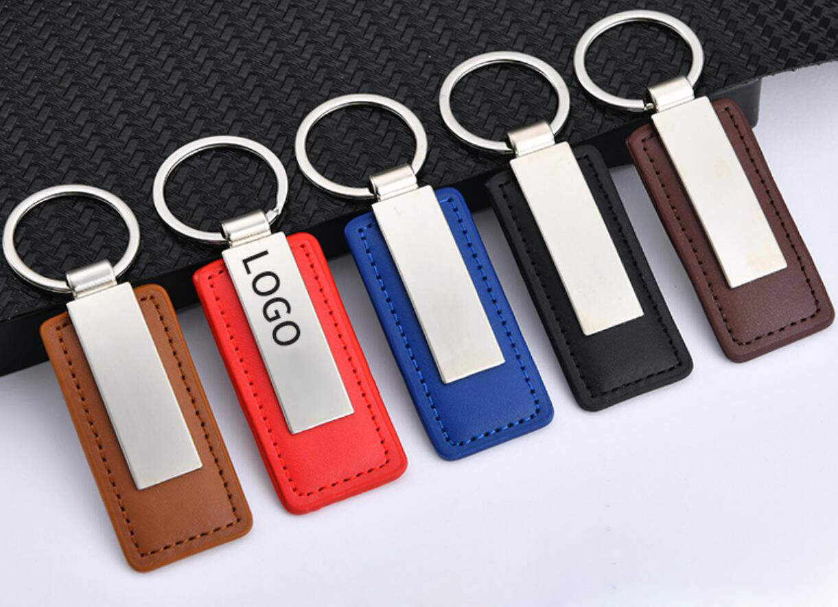 Metal and PU leather keychain