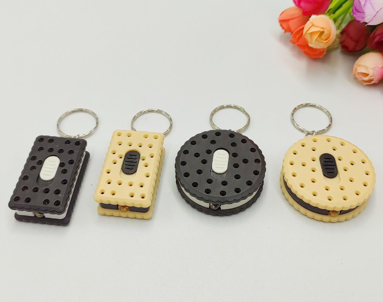 LED simulation cookie keychain