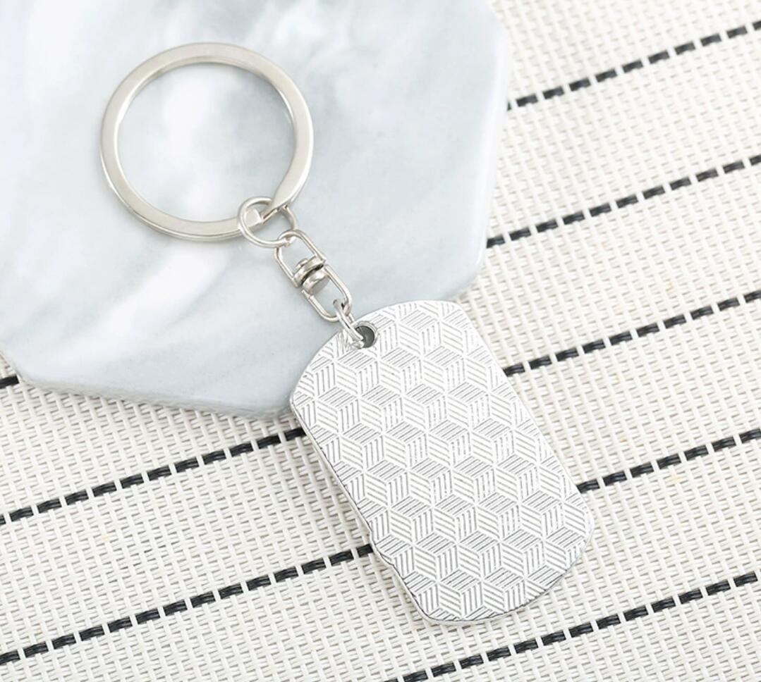 Fashion single-wing keychain