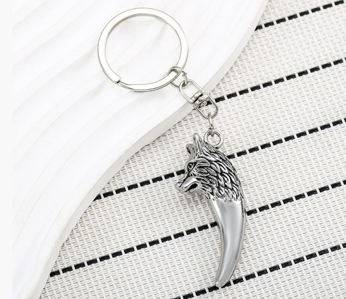 Retro wolf head Keychain