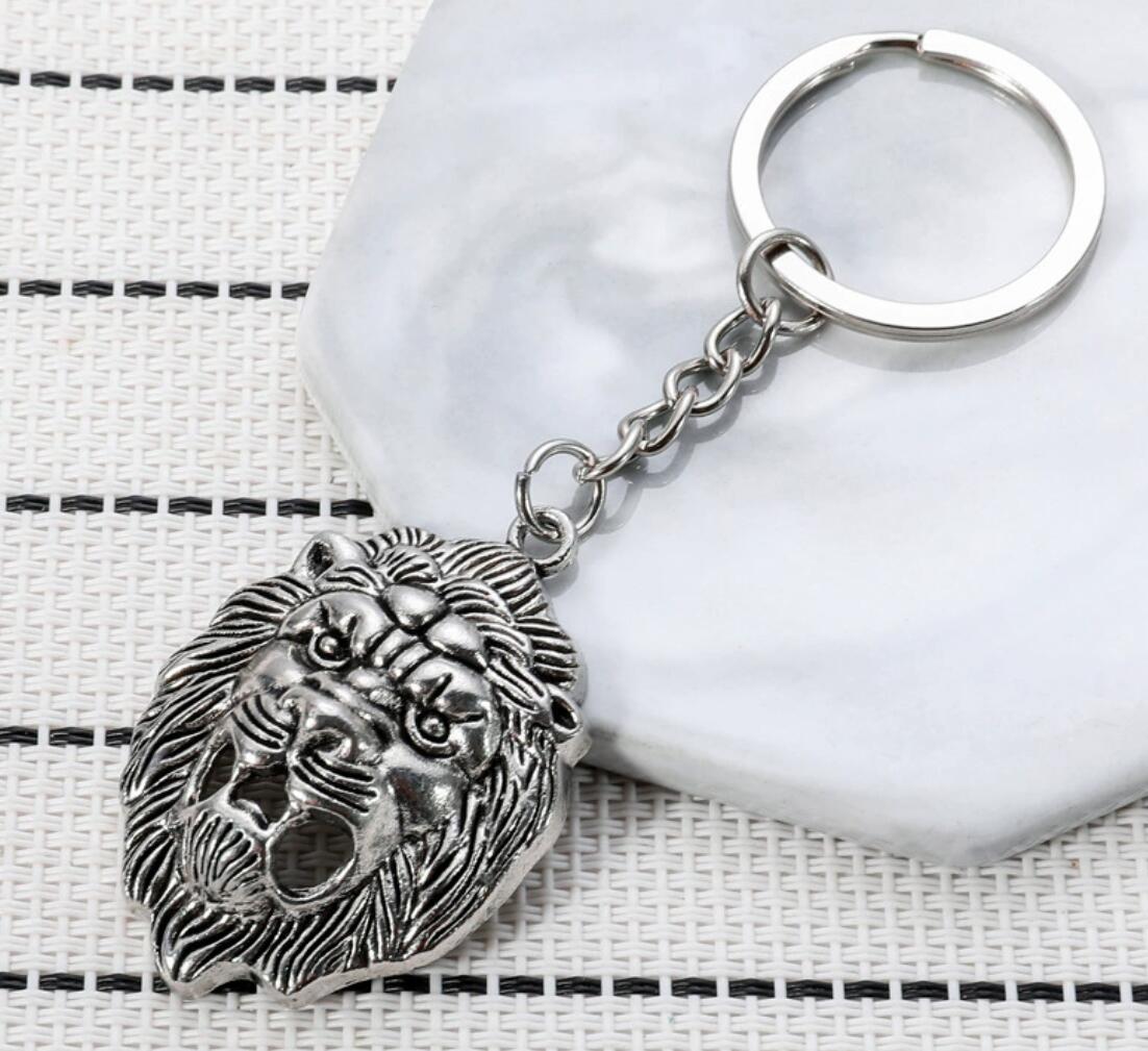 Wild lion head keychain