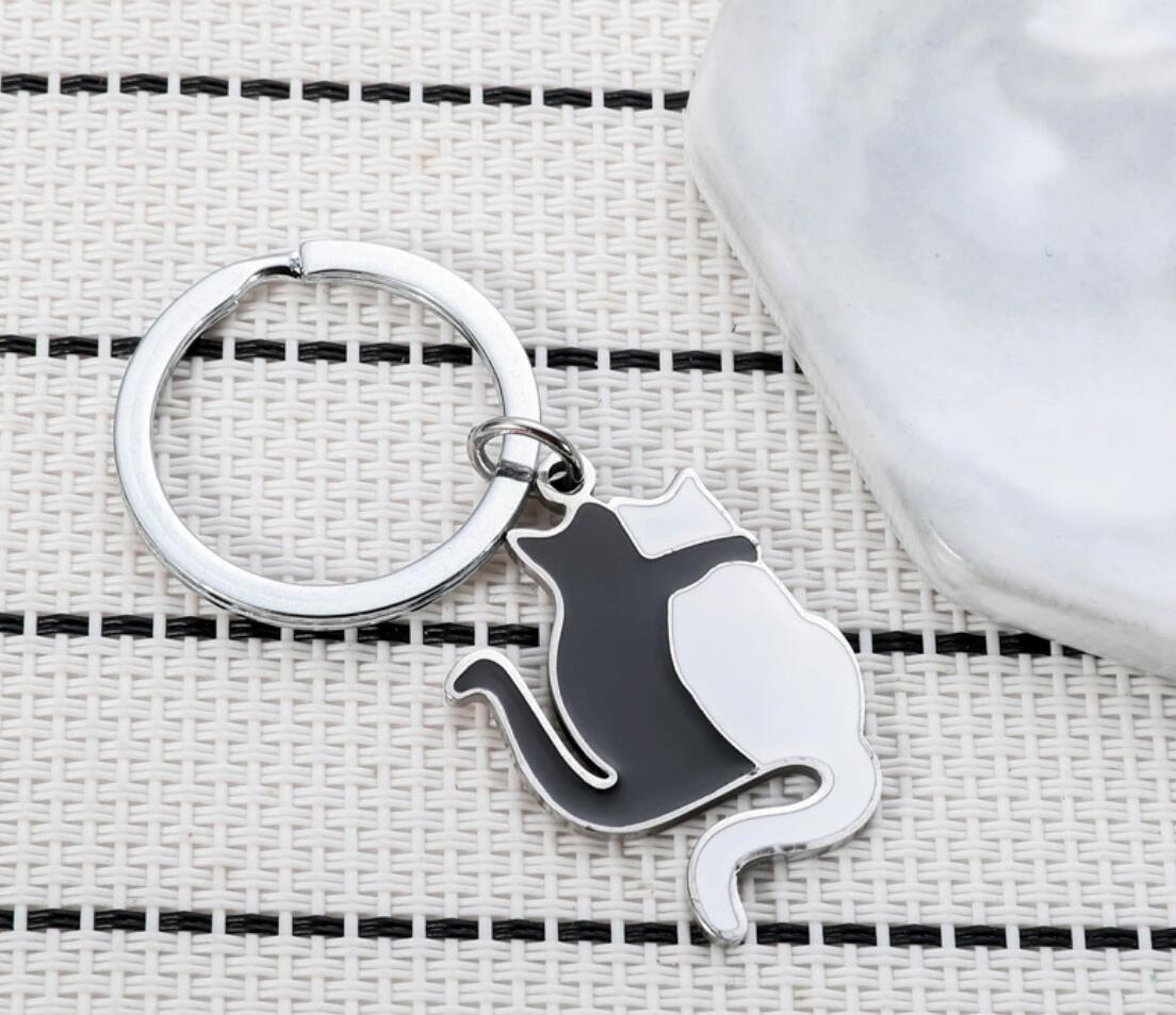 Couple cat back view keychain