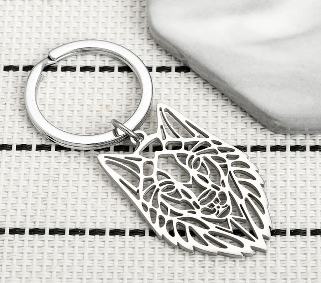Wolf head hollow stainless steel keychain