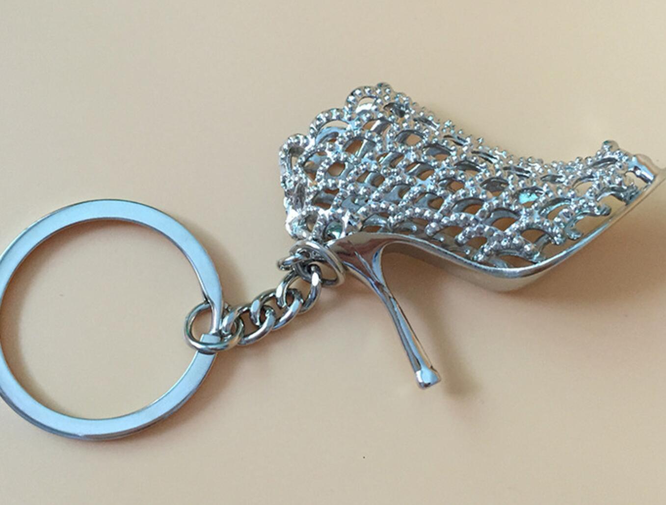 Hollow high-heeled shoe keychain
