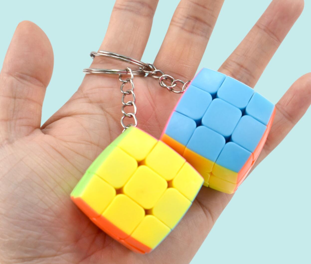 New mini three-level bread-shaped Rubik's cube keychain