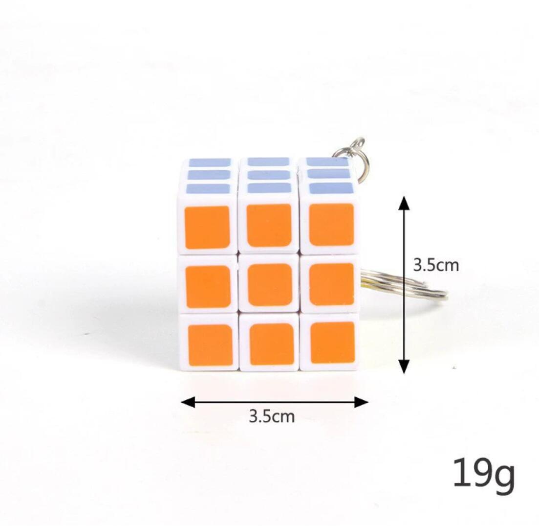 Puzzle decompression mini Rubik's cube keychain