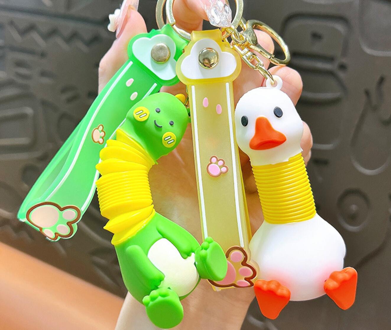 Creative retractable animal keychain